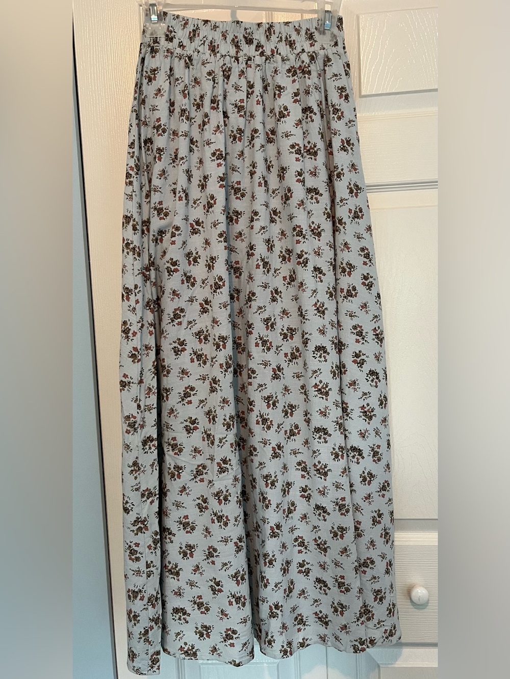 Light Blue Floral Maxi Skirt with Elastic Waist